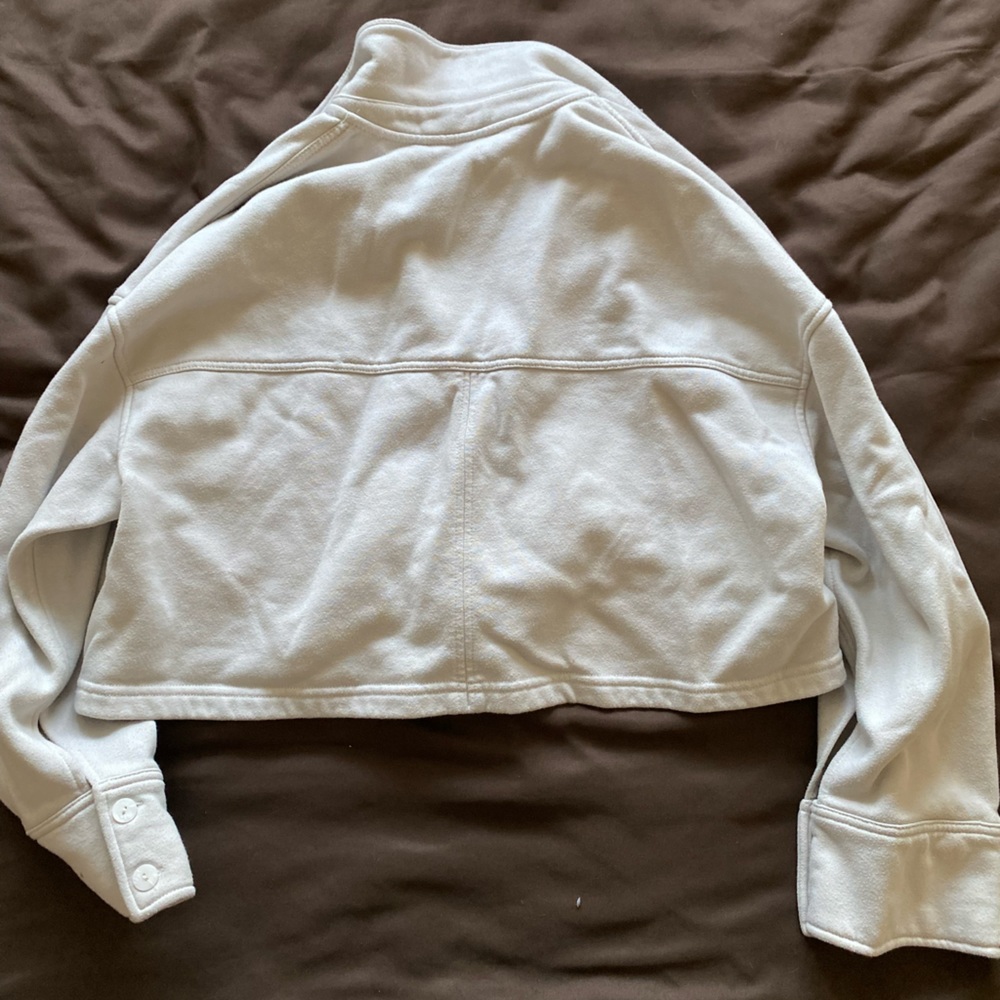 Zara Crop Sweatshirt - Picture 2 of 3